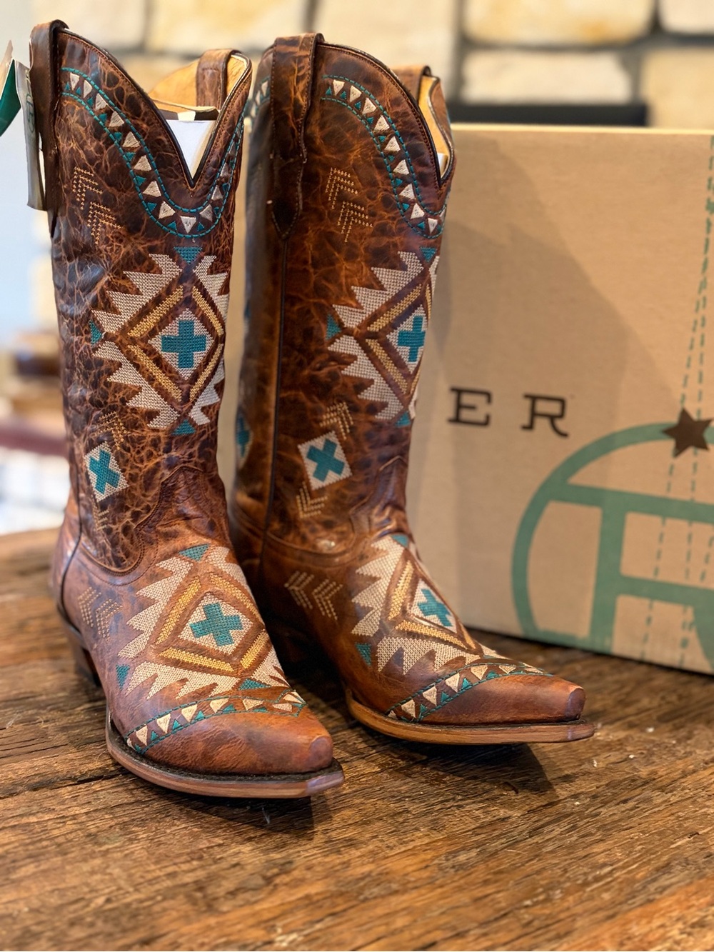 Rooer Mai : Brown Embroidered Southwestern Cowboy Boots with Turquoise Accents